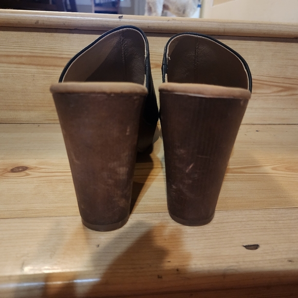 Dolce Vita Women's Block Heeled Backless Sandals - Picture 7 of 12